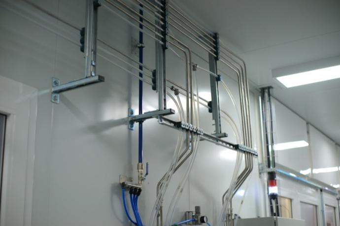 Suministro continuo de pintura a cabinas de aplicación